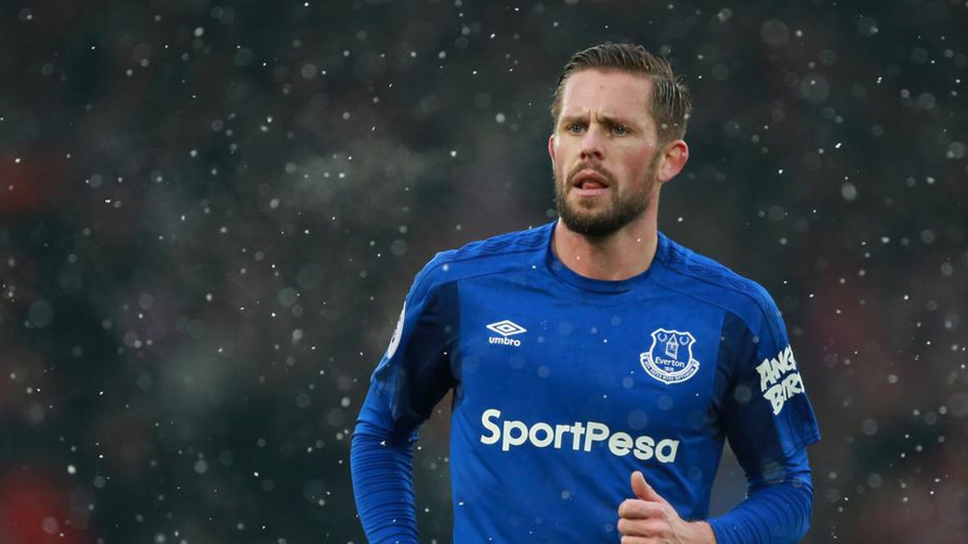 F1新赛季揭幕战焦点战,玻利维亚连续得分压制丹麦的启示